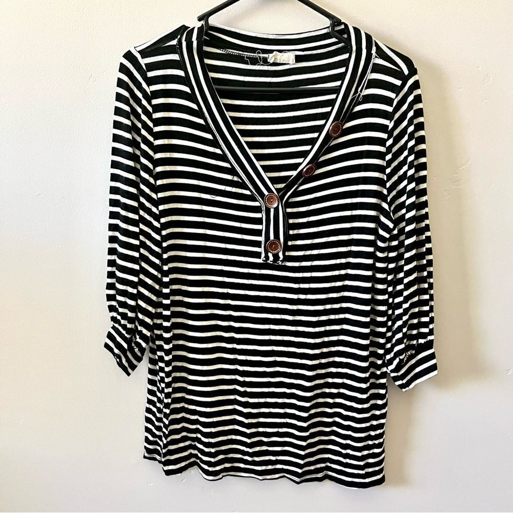 BIBI Long Sleeve Stripes Tee Shirt with Wooden Buttons Size Small